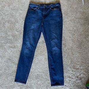 High- waisted skinny jeans